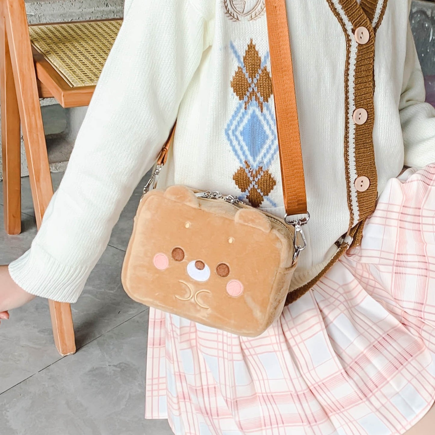 Beary Pouchette