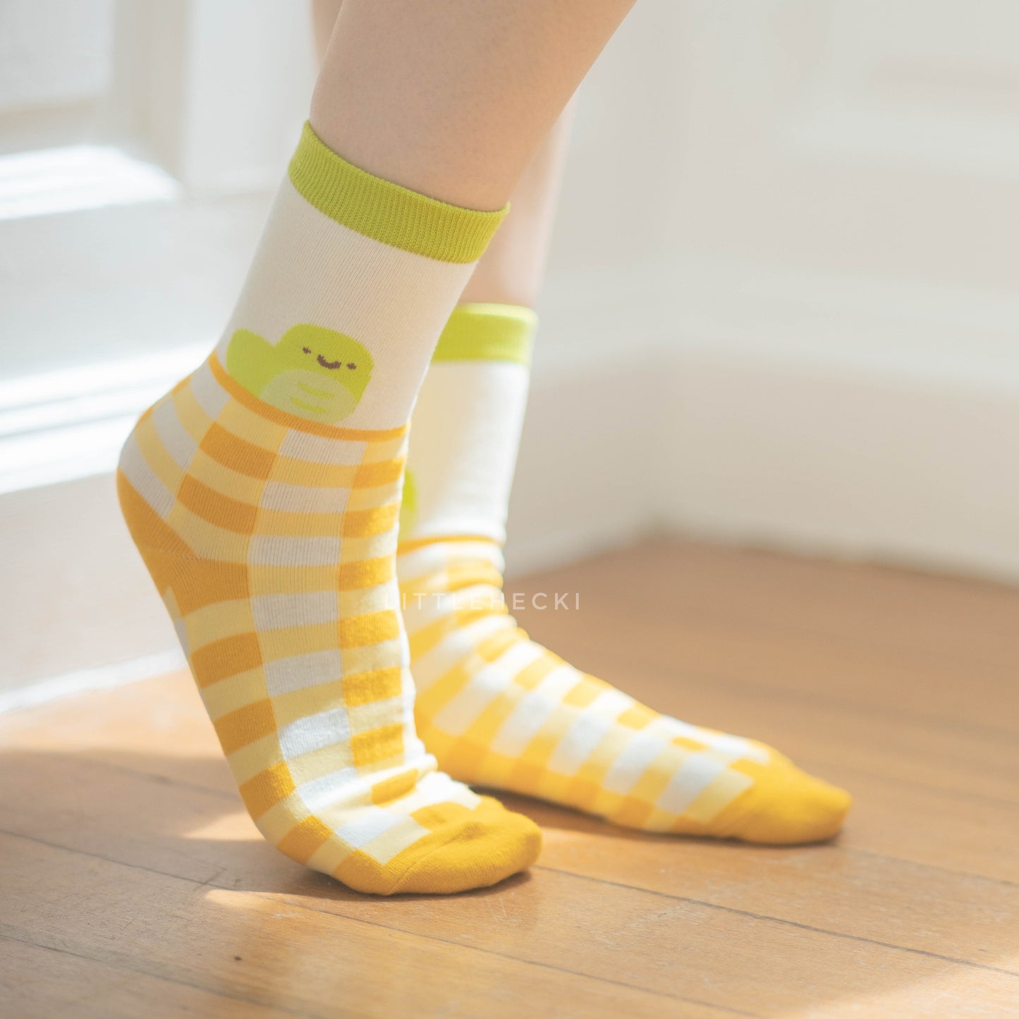 Checkered Wormy Socks