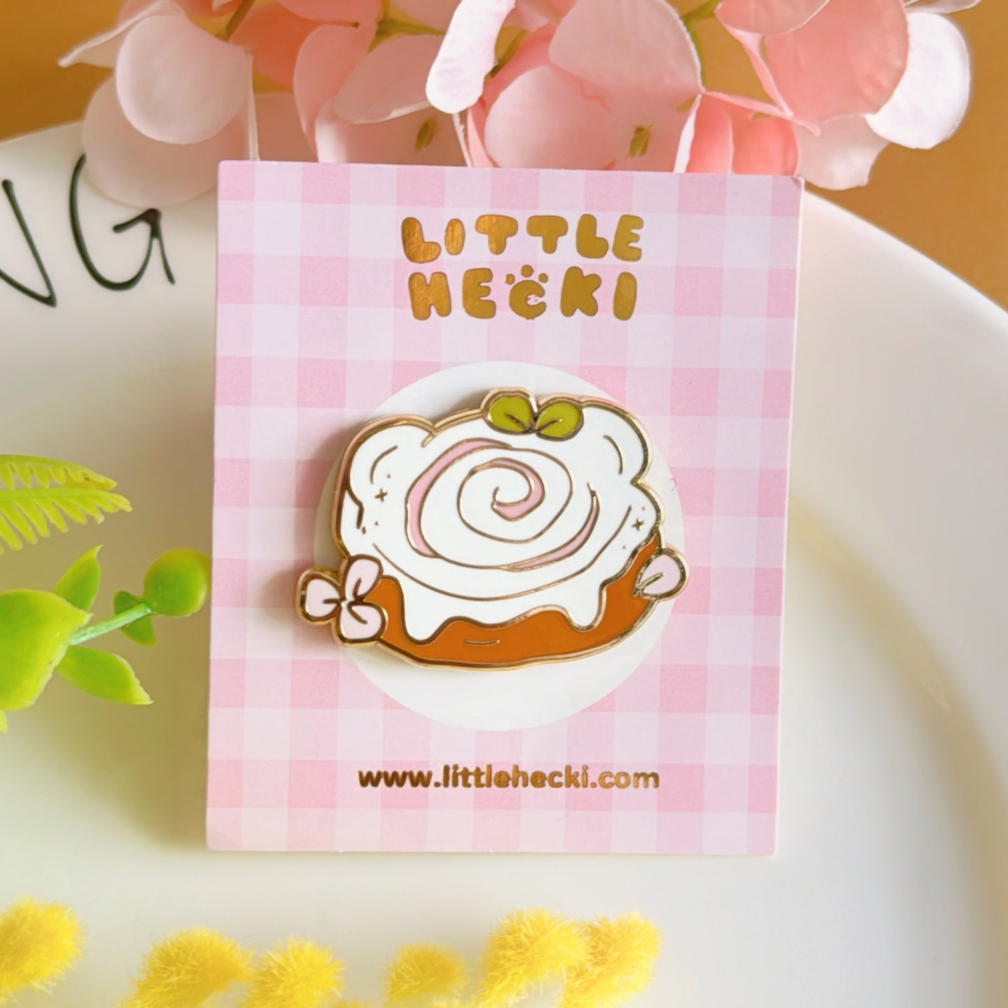 Spring Cinna-Roll Enamel Pin