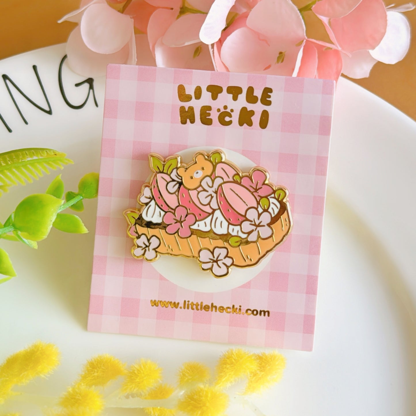 Beary's Strawbeary Tart Enamel Pin